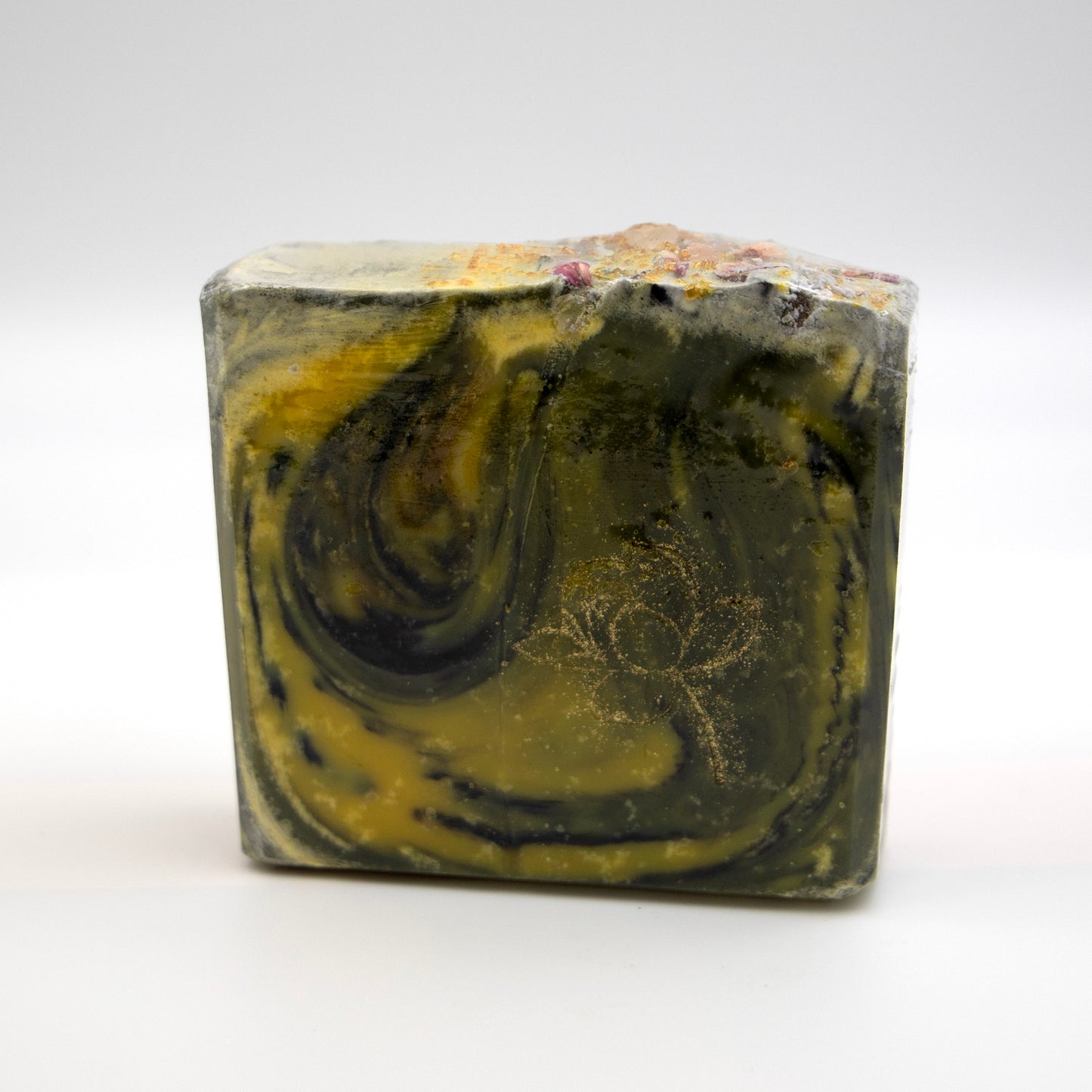 Tallow soap is a skin-nourishing soap that offers a magnificent long-lasting lather and leaves your skin feeling clean, soft and radiantly healthy.