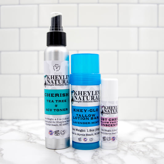 This bundle is a must have for After- Sun care! Don't let too much sun wreak your vaca! Used right after sun exposure, it will help decrease chances of peeling and flaking.